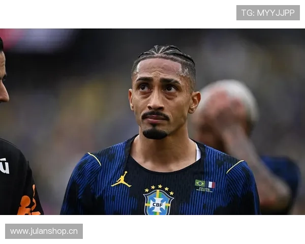 拉菲尼亚国家队关键战贡献与战术适配性分析