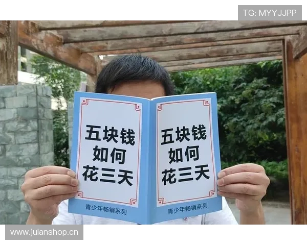 张博恒这生活也太反差了吧，随手一张照片就把我整个月工资羞辱了