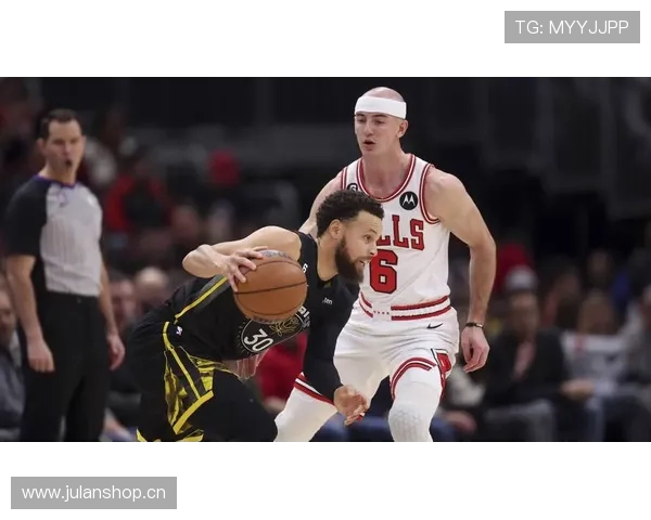 搞清防守犯规与进攻犯规区别，避免比赛中判罚争议